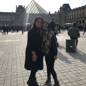 Welcome to chicmachine!! I'm Diana!! 😊